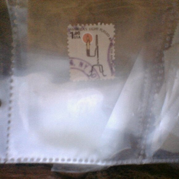 Statue of Libert ungraded stamp Authentic - Picture 2 of 3